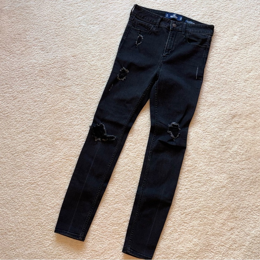 Hollister Distressed Black Skinny Jeans 26 x 30